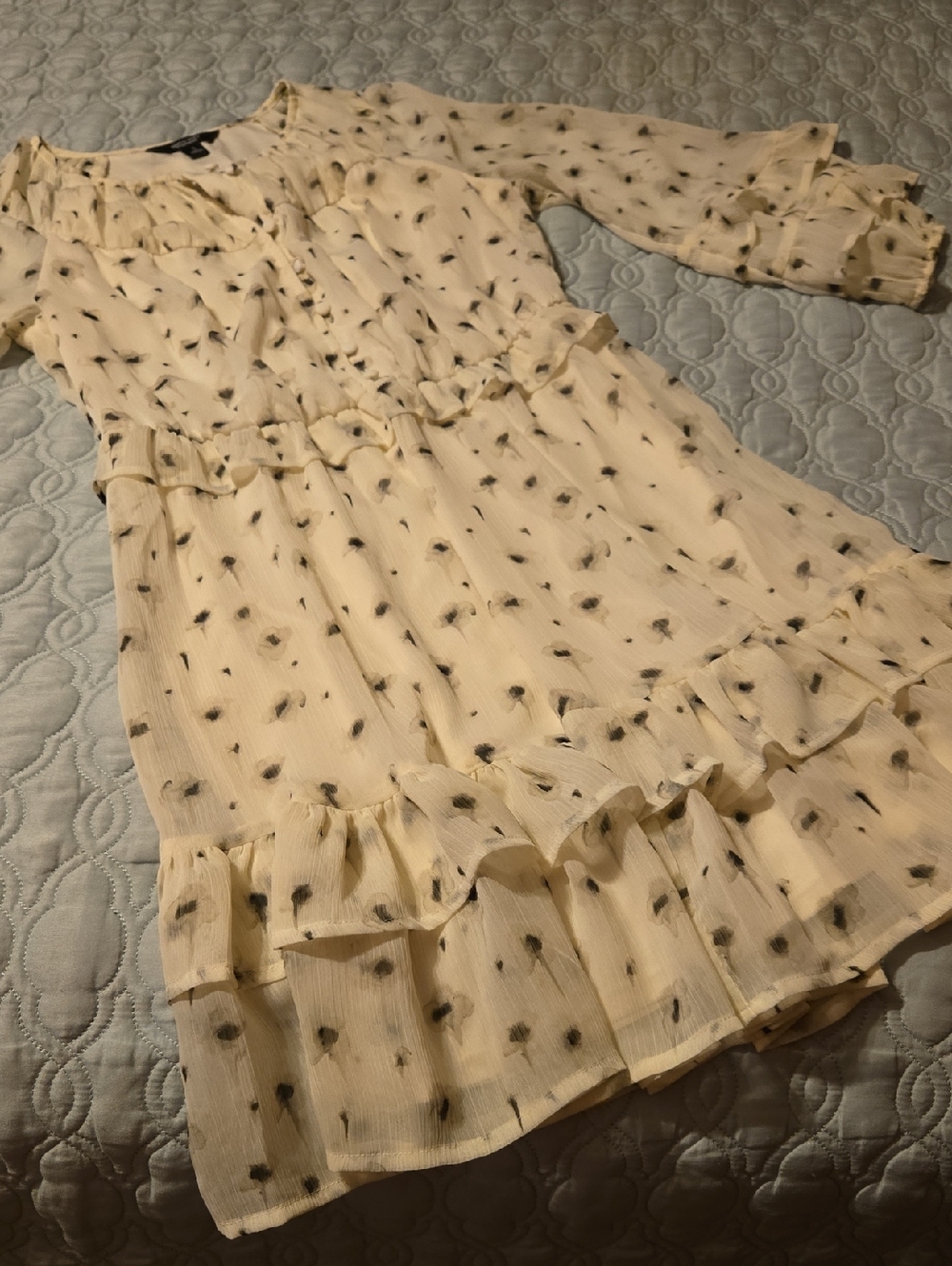 Simply Vera Vera Wang Cream Ruffle Polka Dot Dress